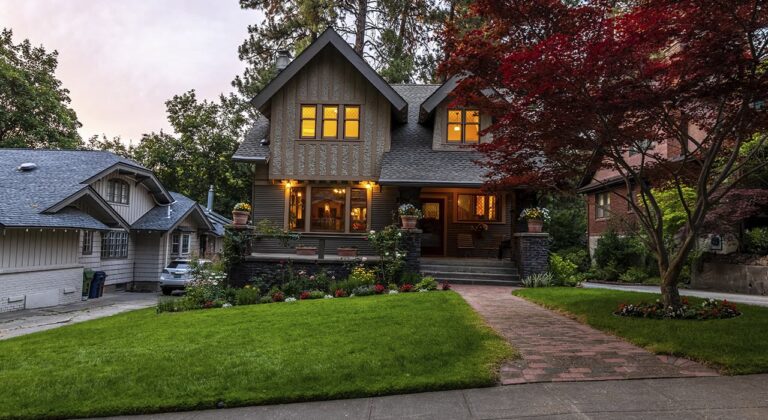 What to look for when inspecting a house