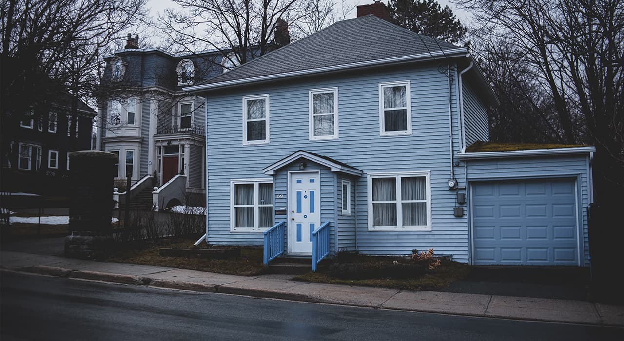 Pros and cons of owning a home in America