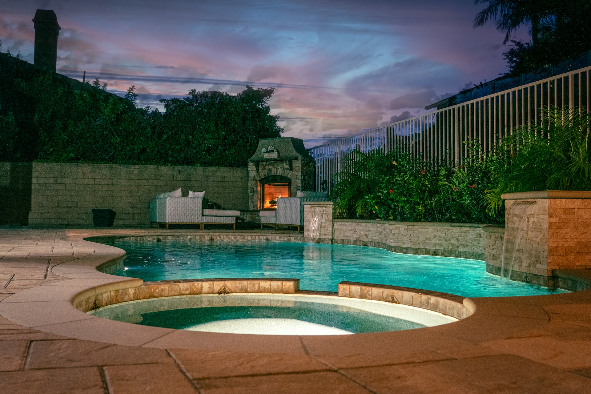 What to Consider Before Building a Luxury Backyard Pool